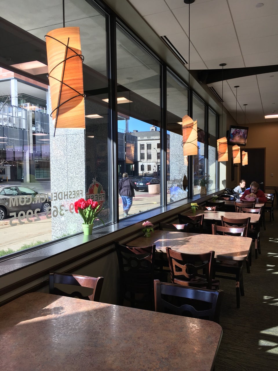 Fresh Deli & Grill 200 1st St SE #112, Cedar Rapids