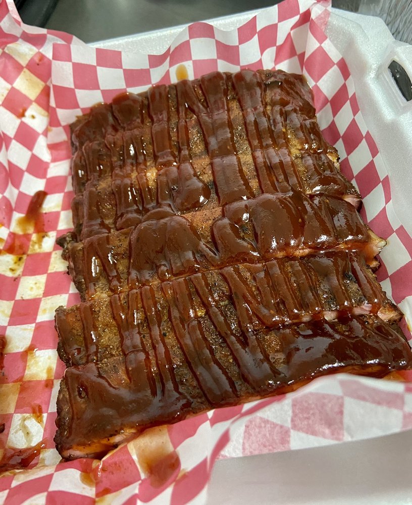 Willie Ray’s Q Shack 288 Blairs Ferry Rd NE, Cedar Rapids