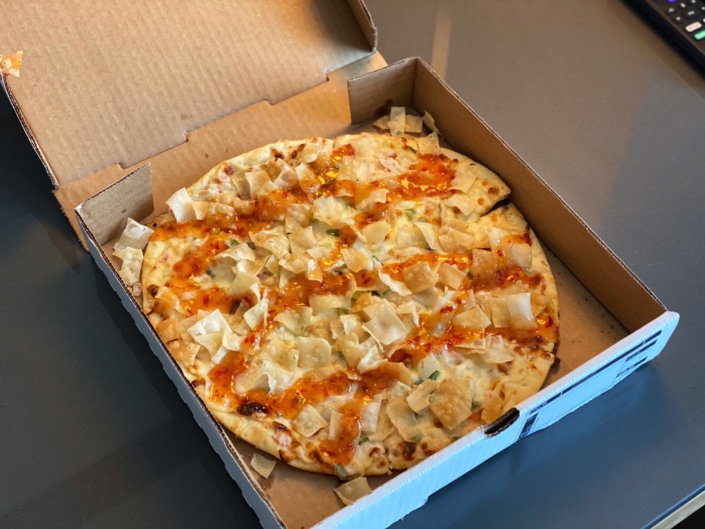 Fong's Pizza 223 4th St, Des Moines