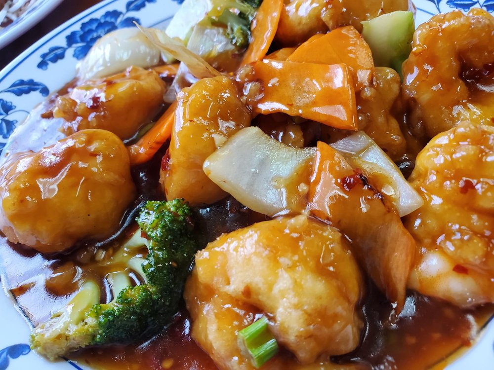 Mr Eggroll Chinese Fast Food 3330 Indianola Ave, Des Moines