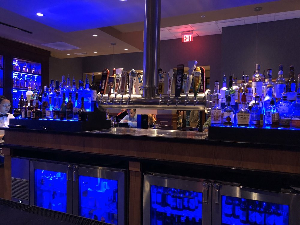 Johnny's Italian Steakhouse 6800 Fleur Dr, Des Moines