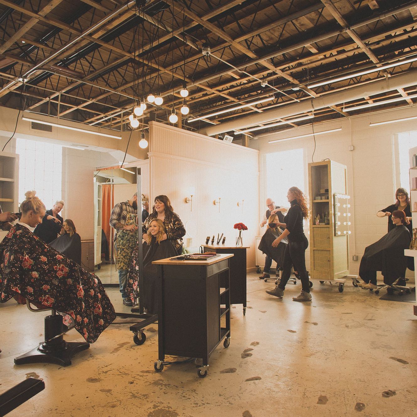 25 Best Hair Salons Near Des Moines, IA - 2023 BestProsInTown