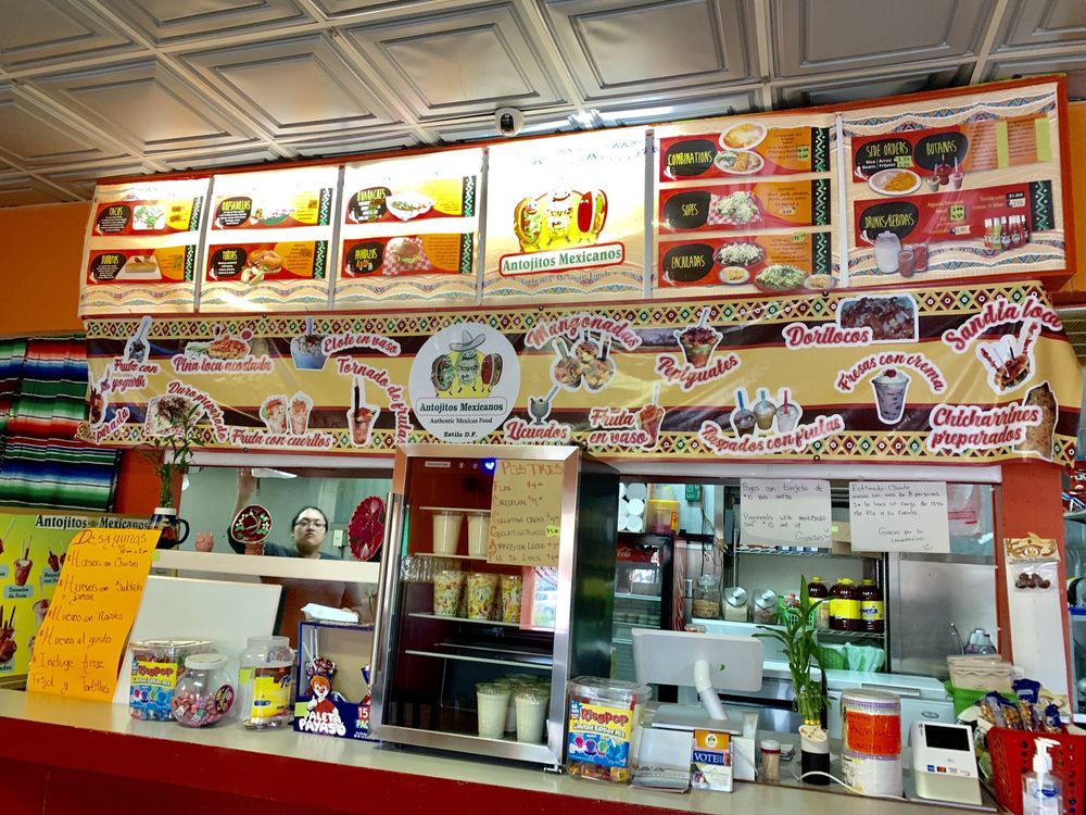 Antojitos Mexicanos D F 4100 SW 9th St, Des Moines
