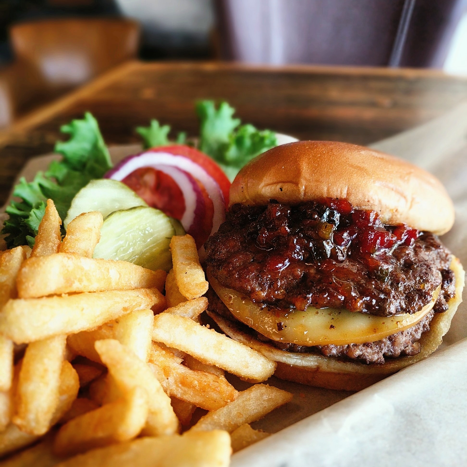 Lucky Horse Beer & Burgers 2331 University Ave, Des Moines