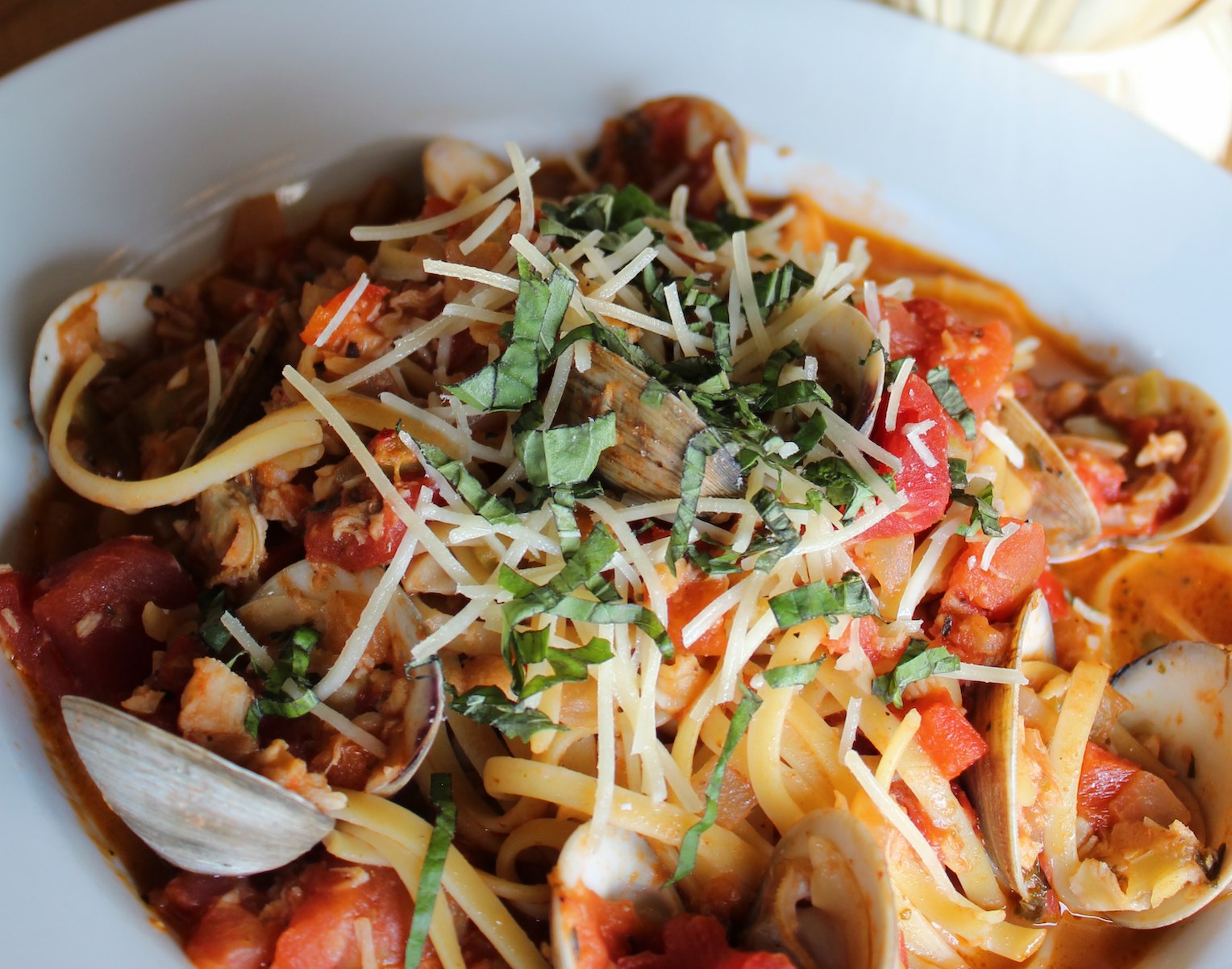 Lucky Fins Seafood Grill | Boise 801 W Main St, Boise