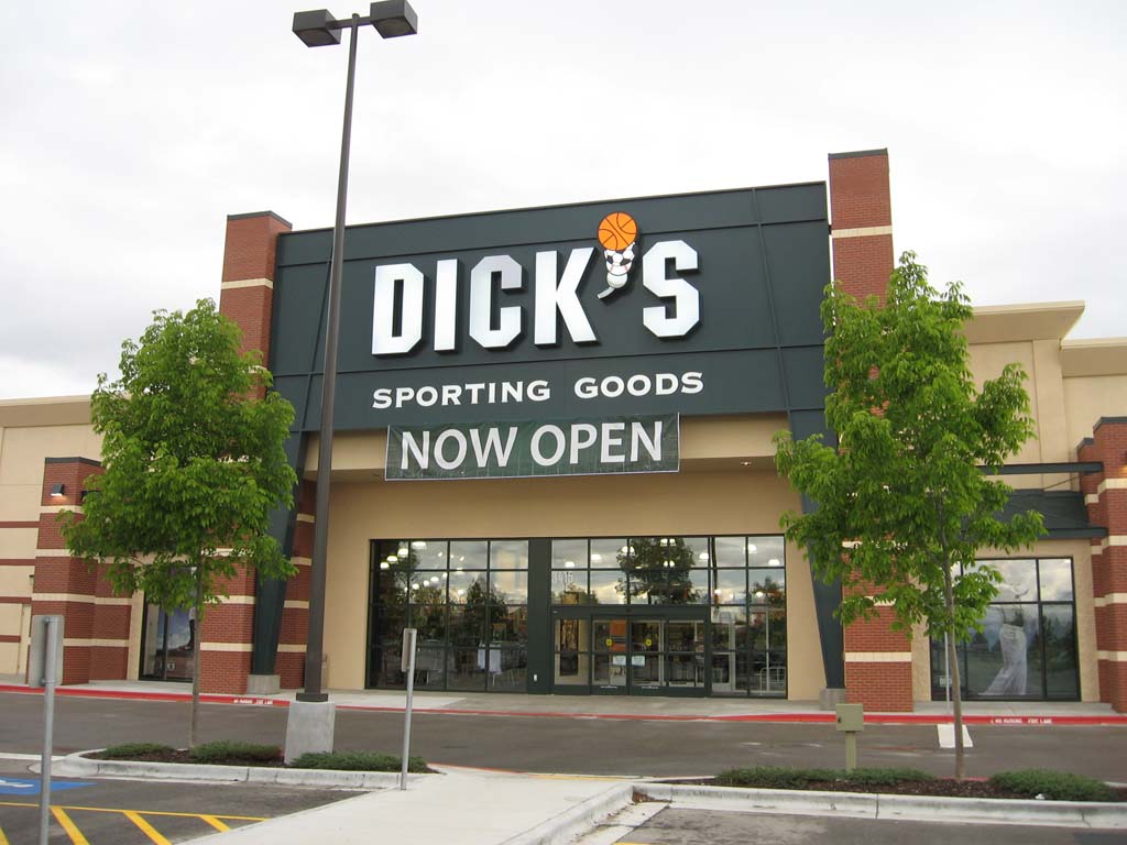 DICK'S Sporting Goods