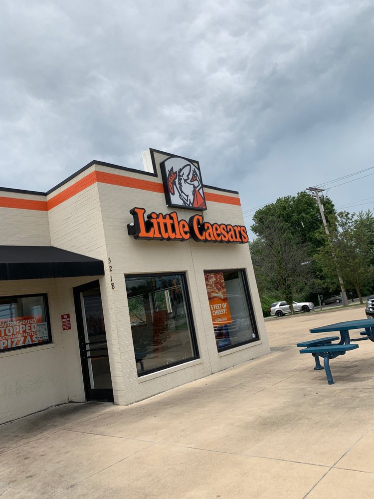 Little Caesars Pizza 1601 Washington Ave, Alton