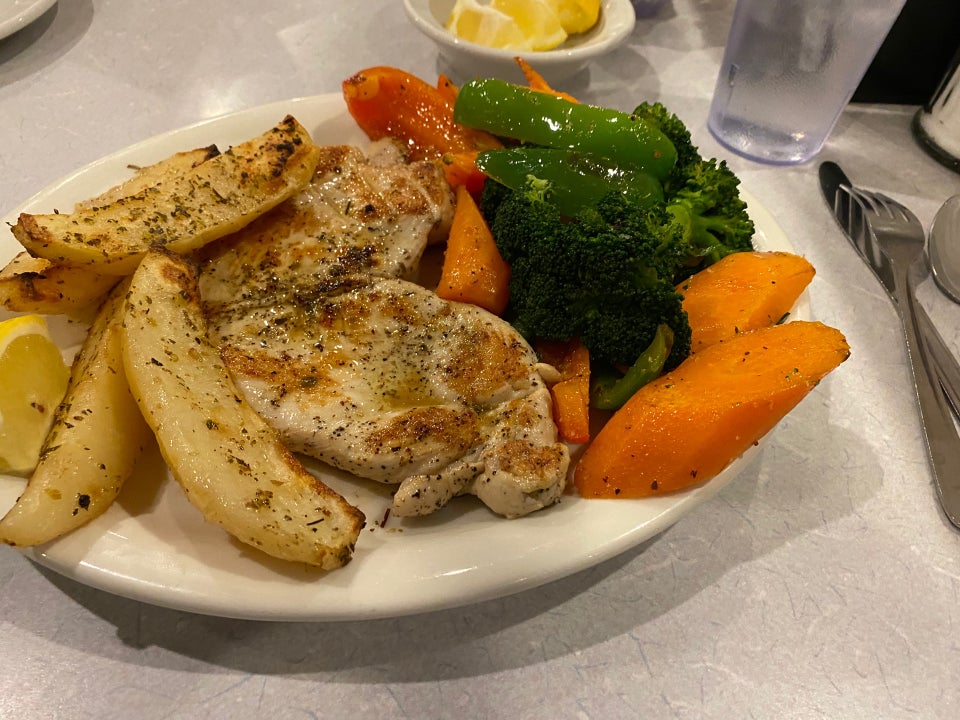 Dunton House Restaurant 11 W Davis St, Arlington Heights