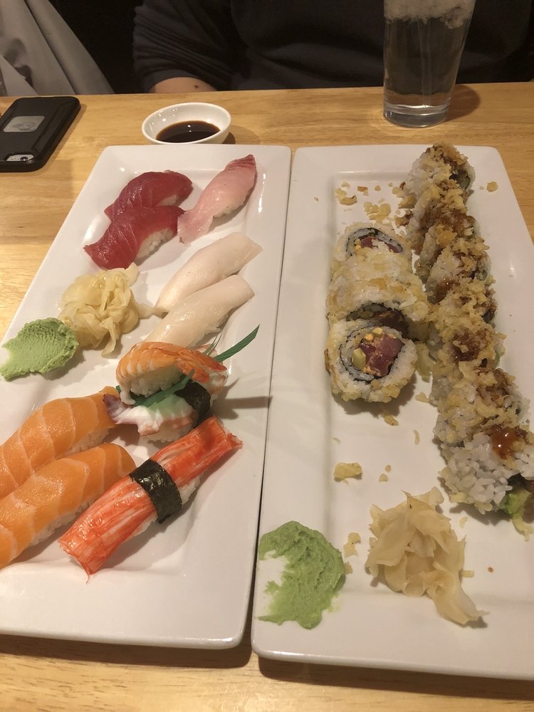 Naomi Sushi 1309 E Rand Rd, Arlington Heights