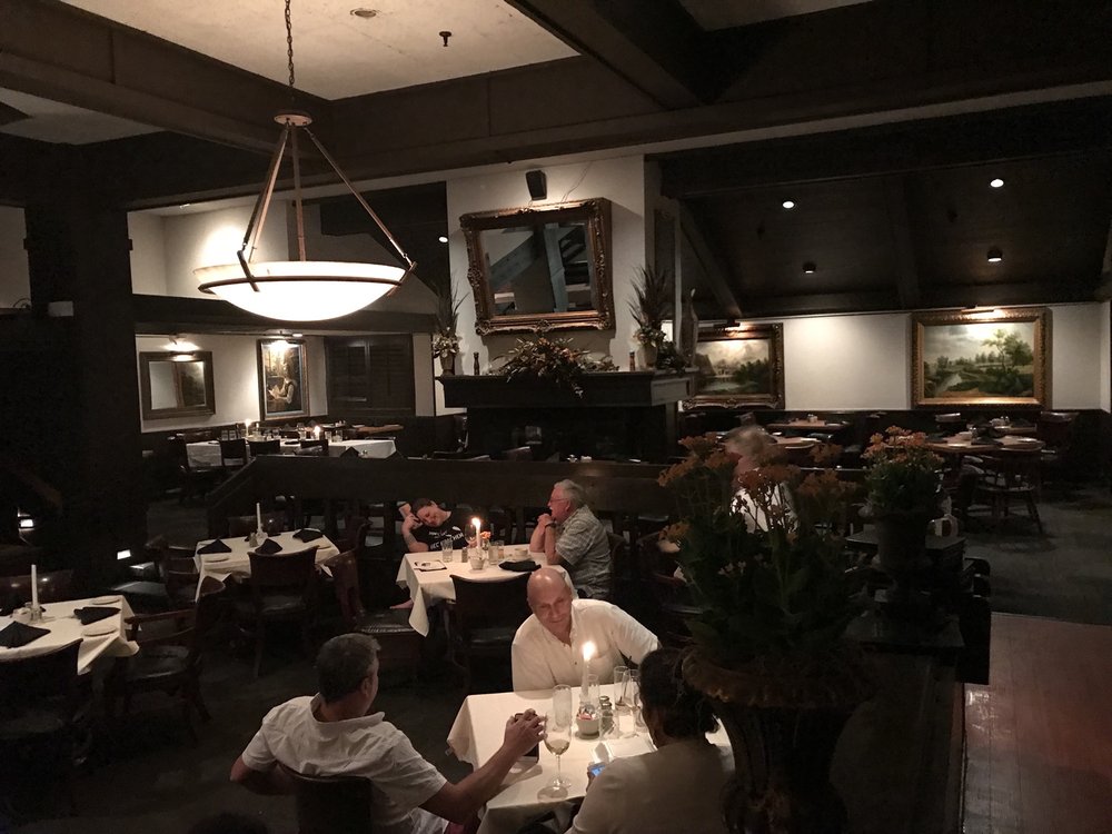 Bloomington, IL Restaurants Open for Takeout, Curbside Service and/or