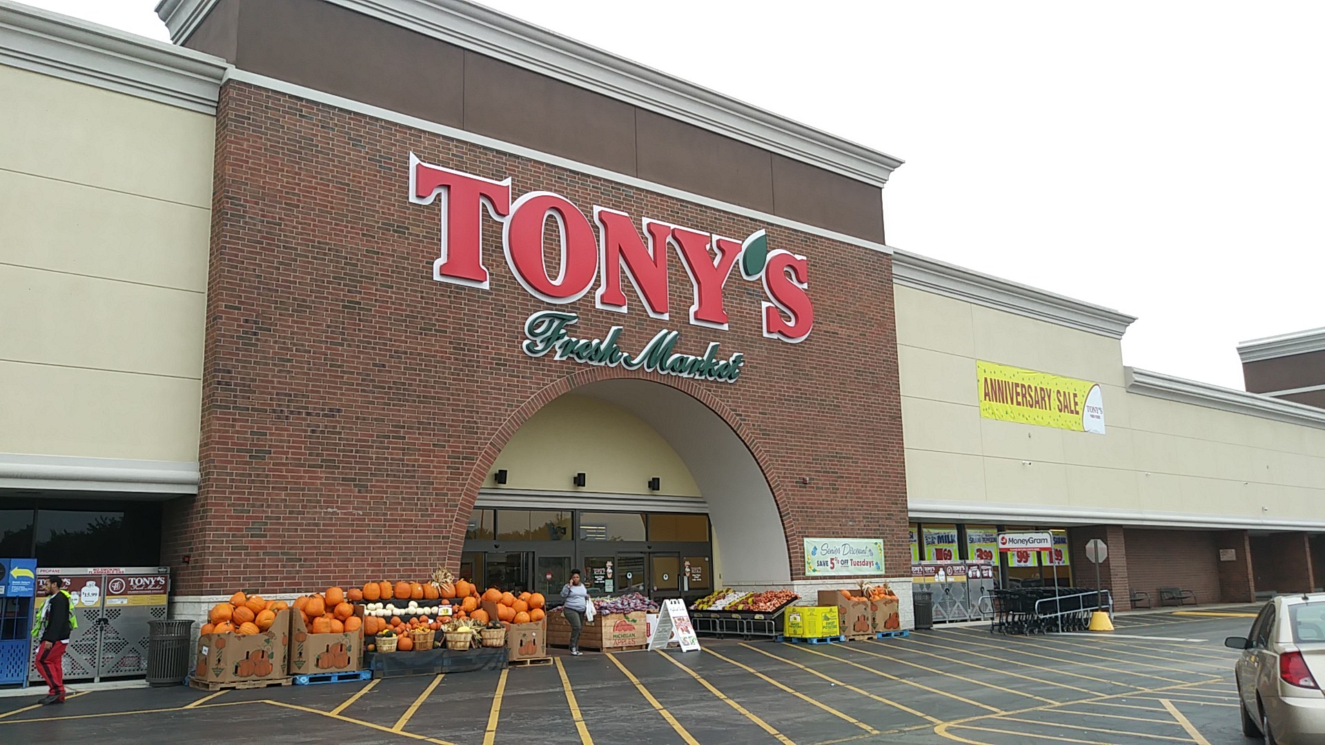 Tony's Fresh Market