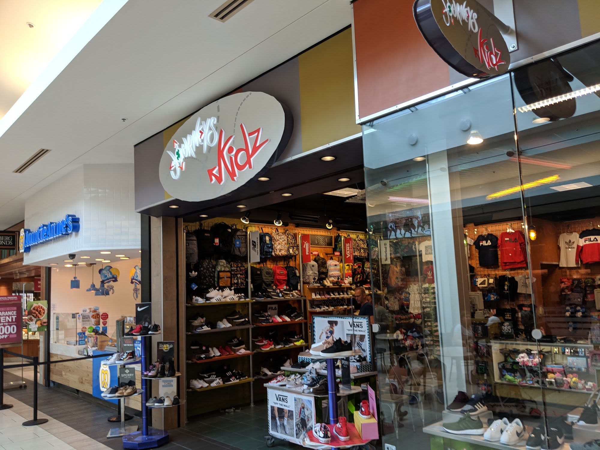 Journeys Kidz