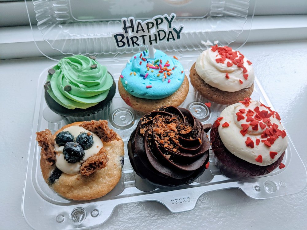 Molly's Cupcakes 2536 N Clark St, Chicago
