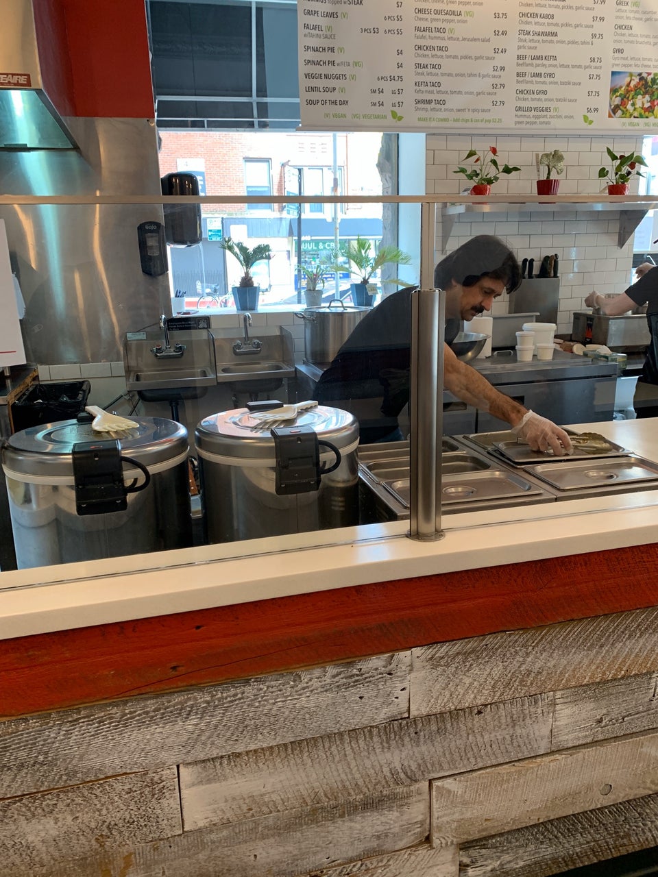 Oasis Fresh 500 W Diversey Pkwy, Chicago