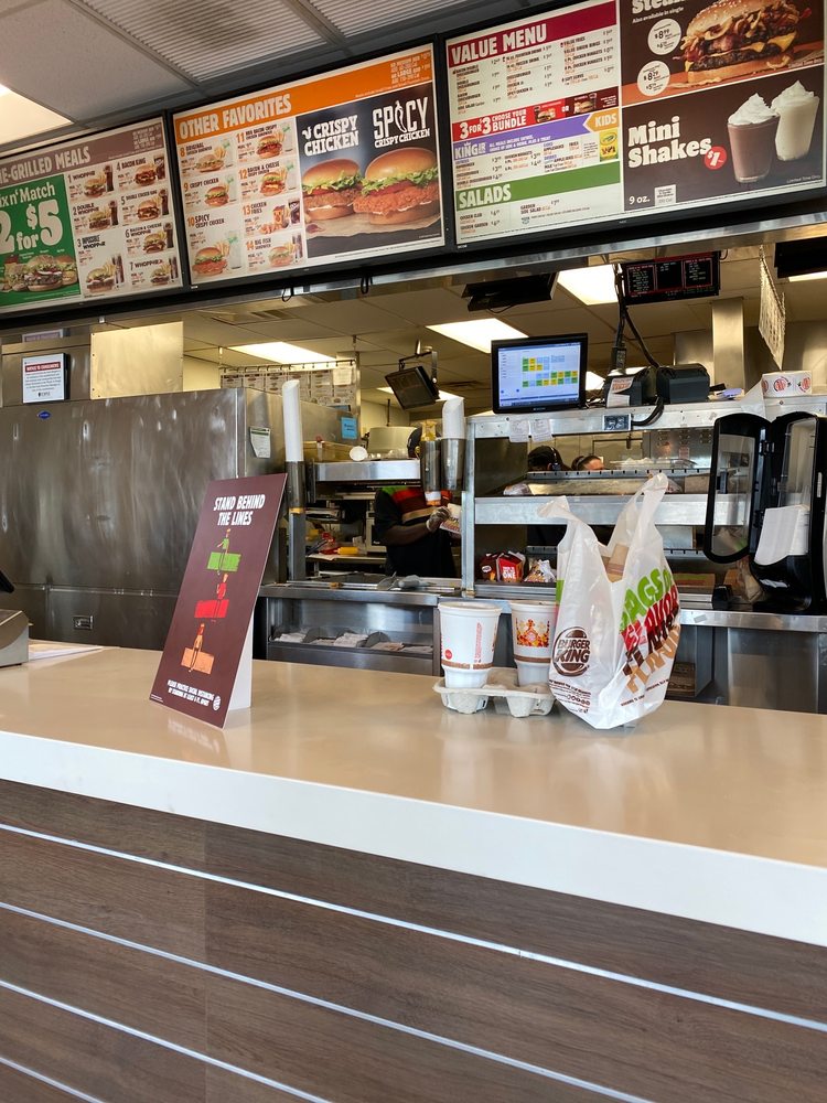 Crystal Lake, IL Restaurants Open for Takeout, Curbside Service and/or