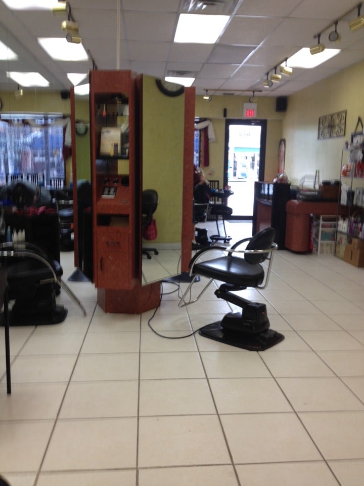 Salon 675