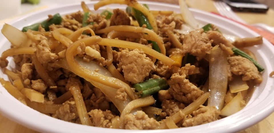 Thai Square Restaurant 1550 E Oakton St, Des Plaines
