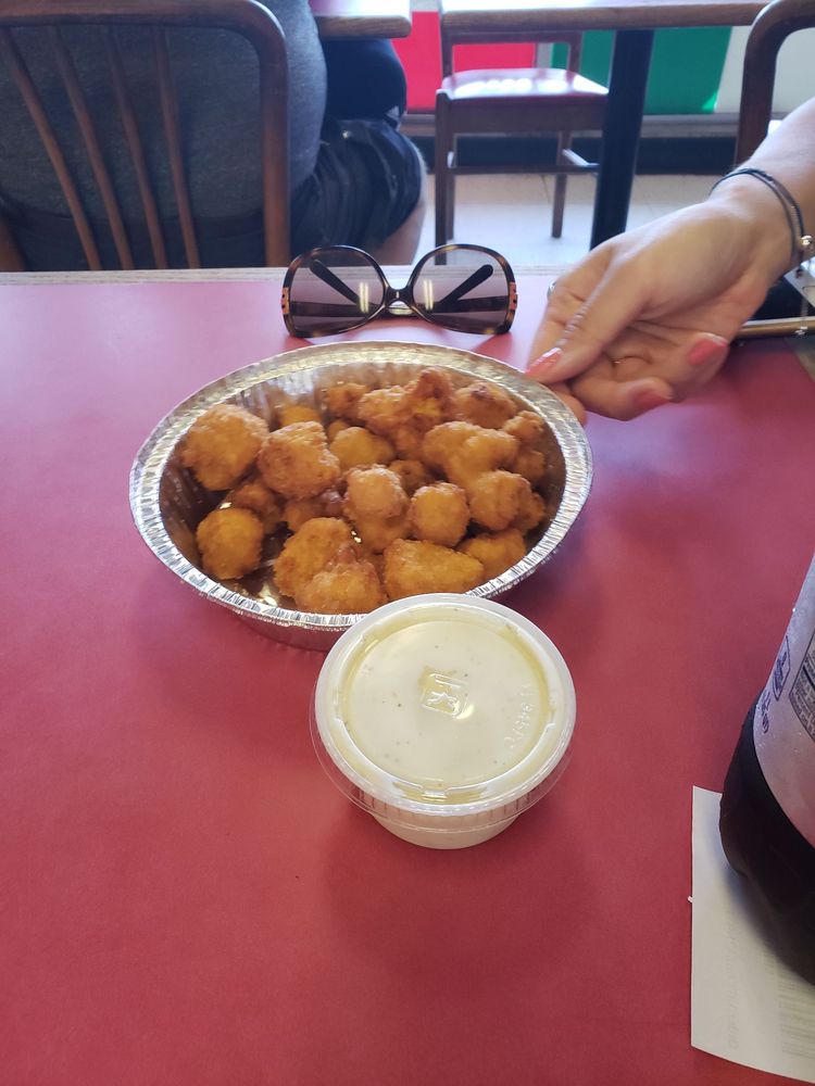 Caruso's Pizza 9576 Potter Rd, Des Plaines