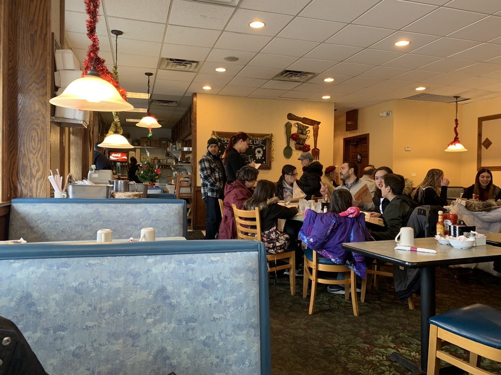 Des Plaines Pancake House 1769 Miner St, Des Plaines