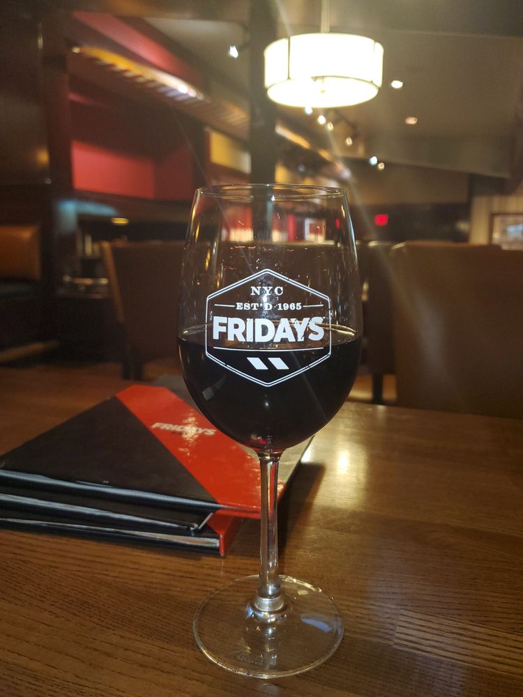 Effingham, IL Restaurants Open for Takeout, Curbside Service and/or