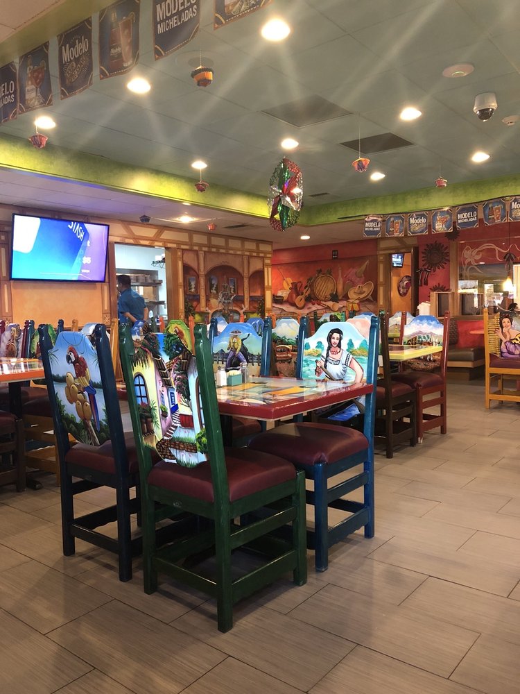 Glendale Heights, IL Restaurants Open for Takeout, Curbside Service and