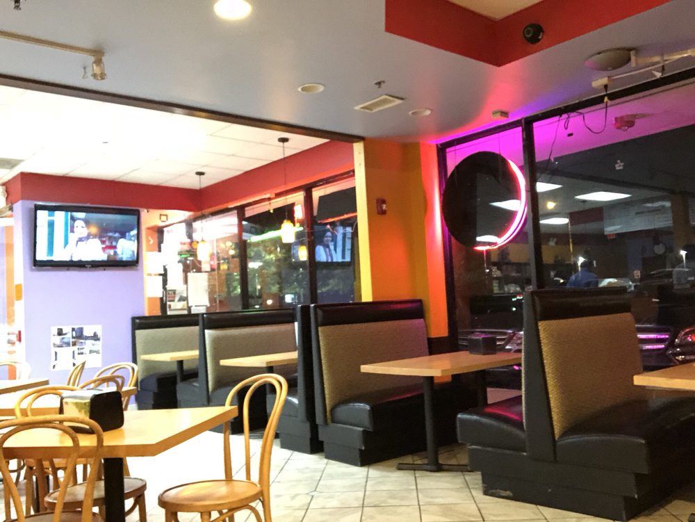 Sukhadia's Gourmet Grill 1016 W Golf Rd #1340, Hoffman Estates