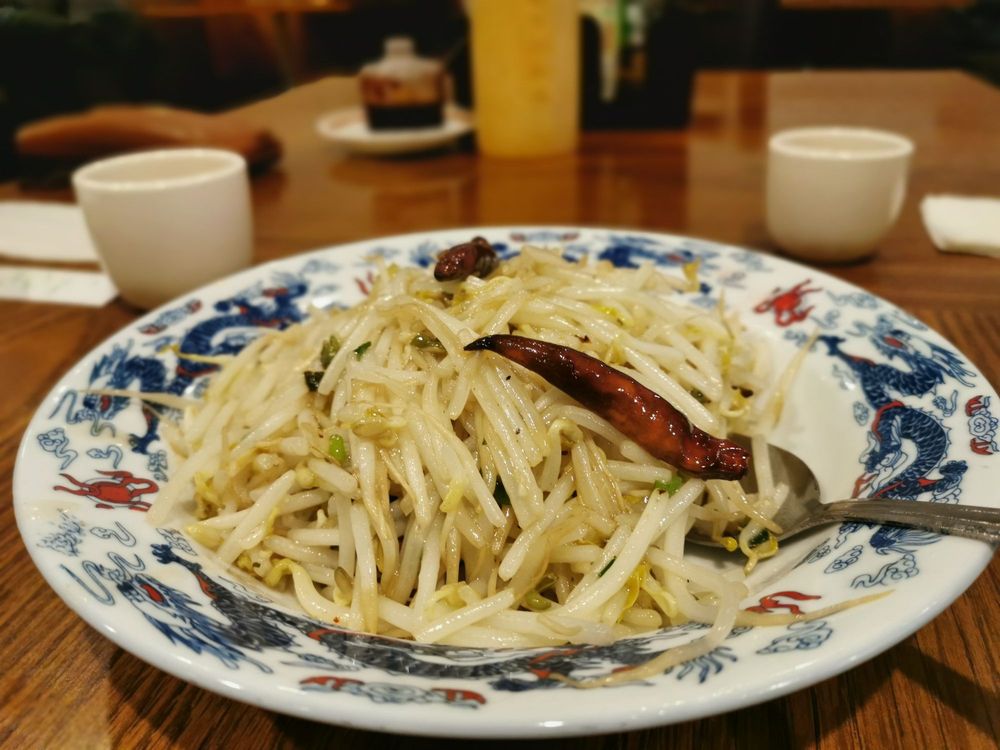 Noodle Deli 2 Golf Center, Hoffman Estates
