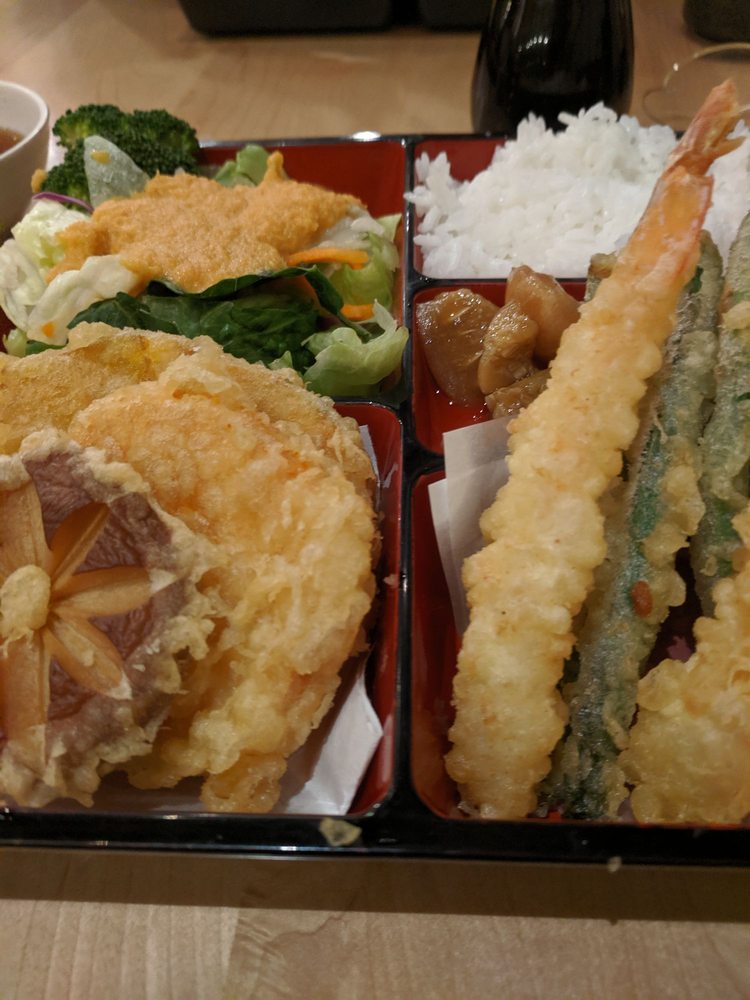 Sushi Kushi Toyo 825 S Waukegan Rd, Lake Forest