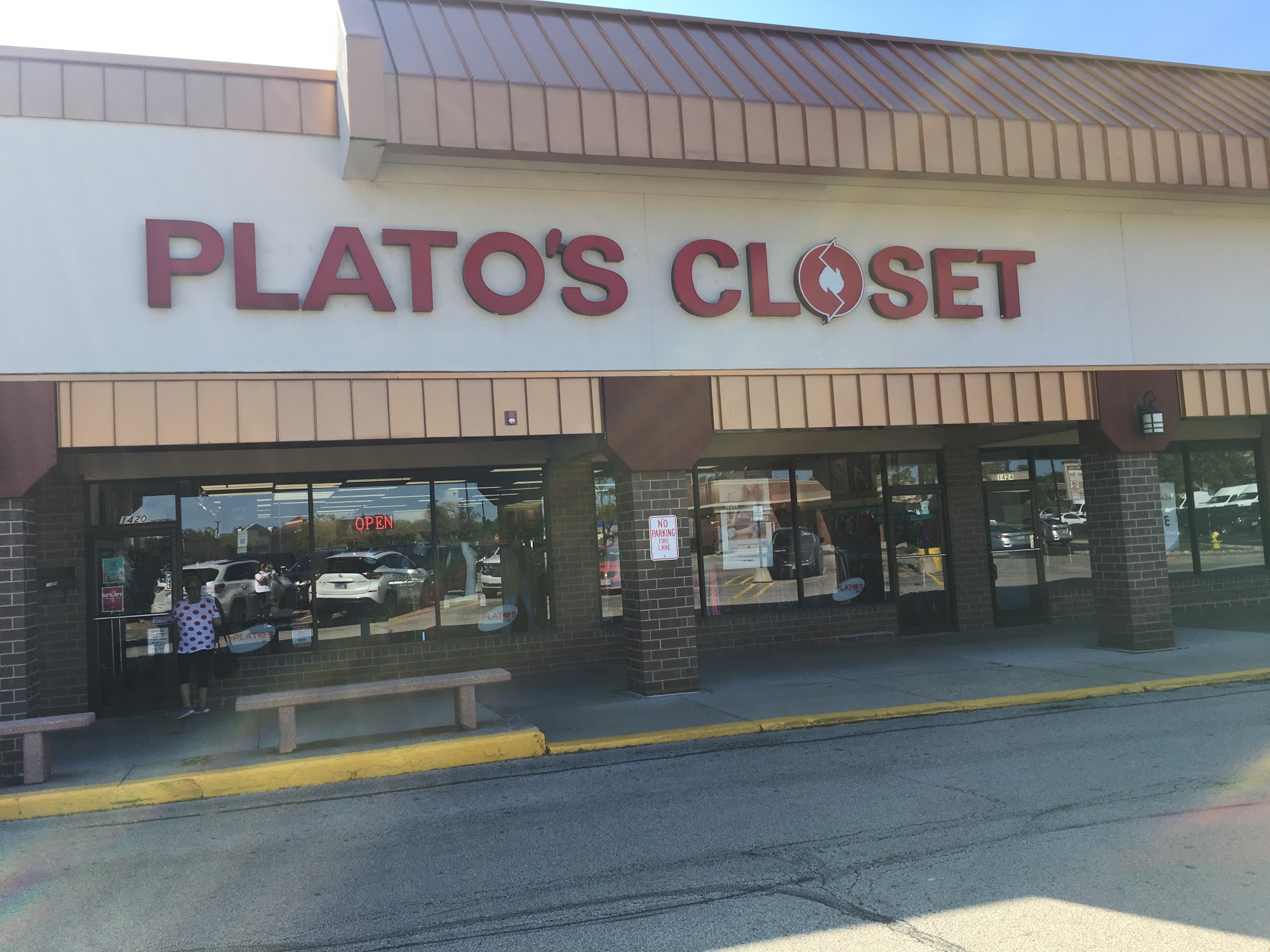 Plato's Closet Libertyville