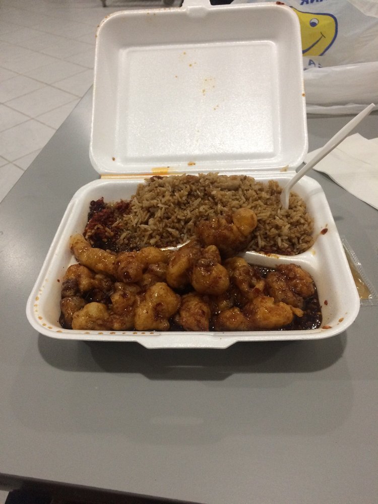 Golden Kitchen Chinese Restaurant 1440 Butterfield Rd, Mundelein