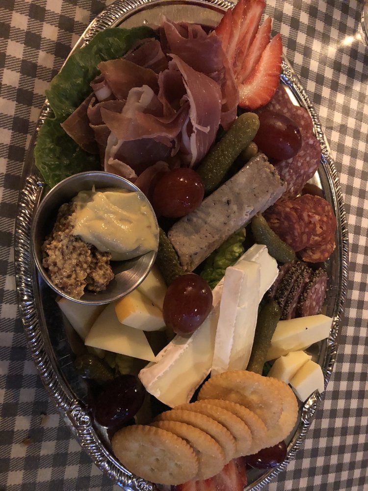 Taste of Paris 161 N Seymour Ave, Mundelein