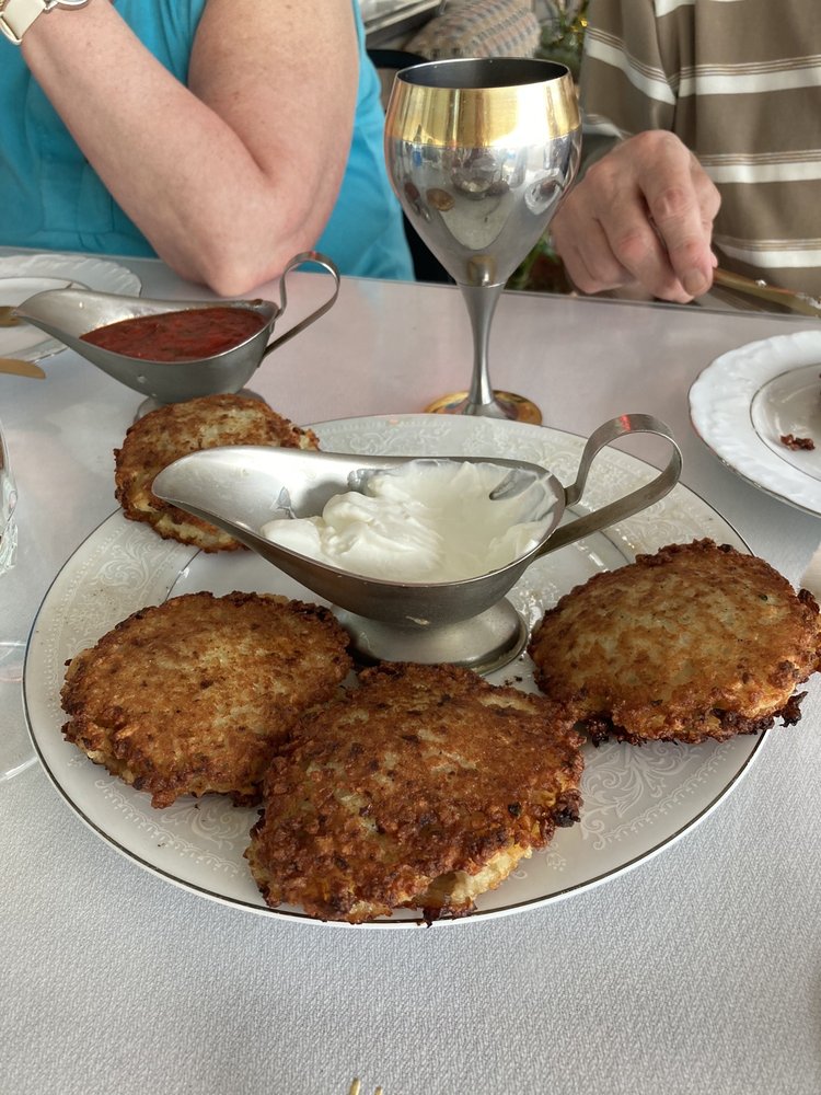 Restaurant Ararat 364 Townline Rd, Mundelein