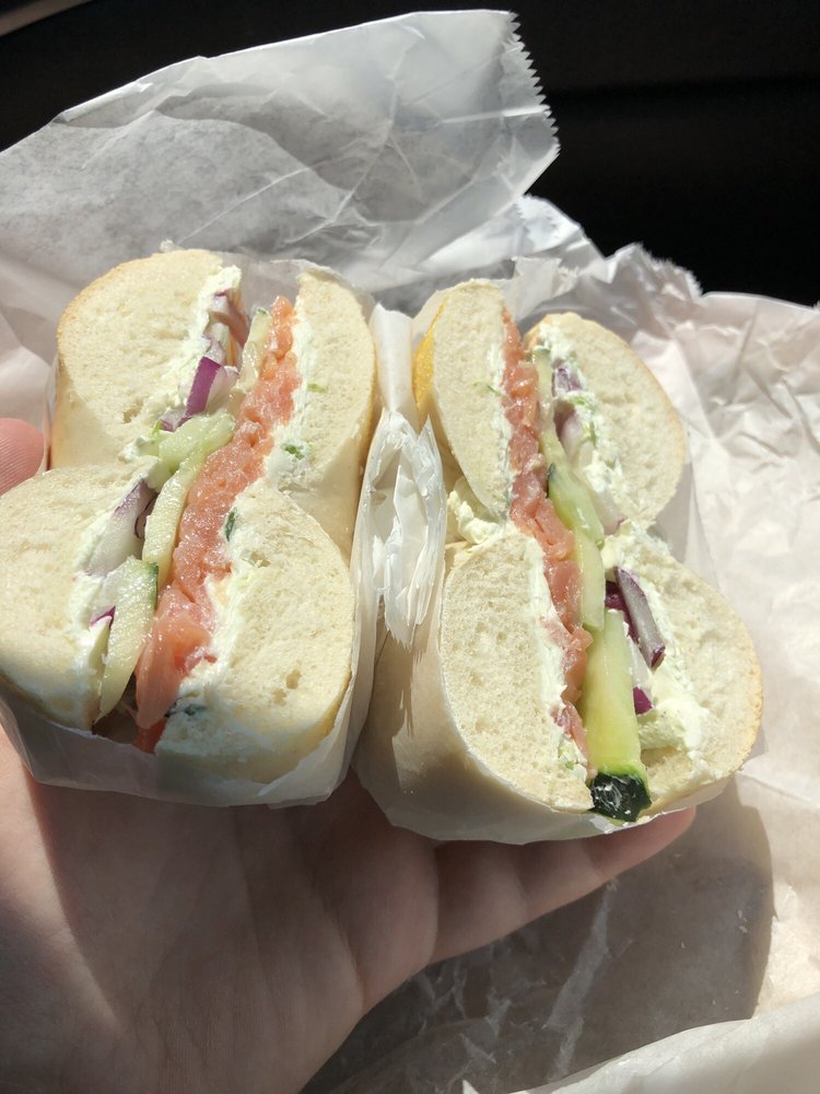 Upper Crust Bagel 2831 Dundee Rd, Northbrook