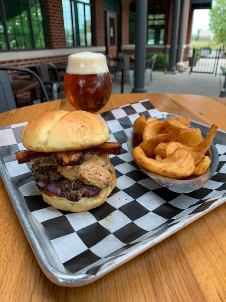 O'Fallon, IL Restaurants Open for Takeout, Curbside Service and/or