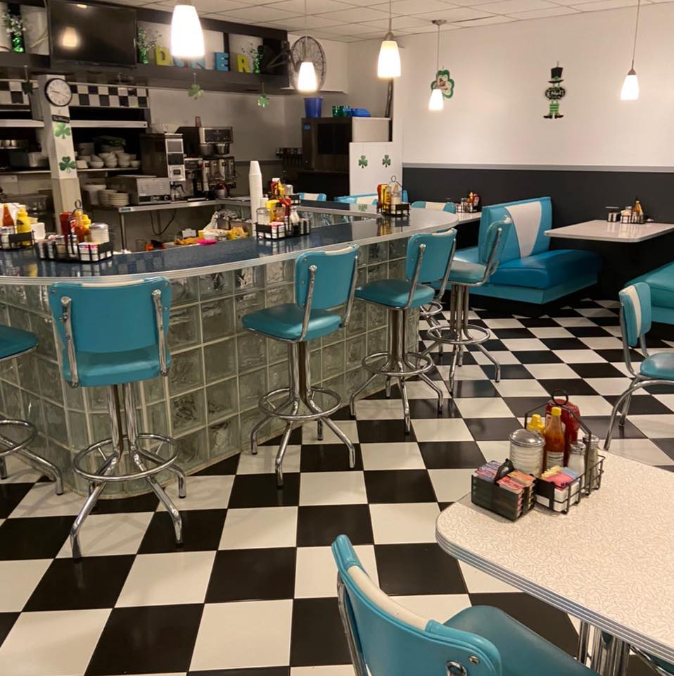 Lola's Diner 920 Busse Hwy, Park Ridge