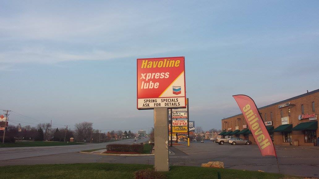 Havoline Xpress Lube 5409 E State St, Rockford