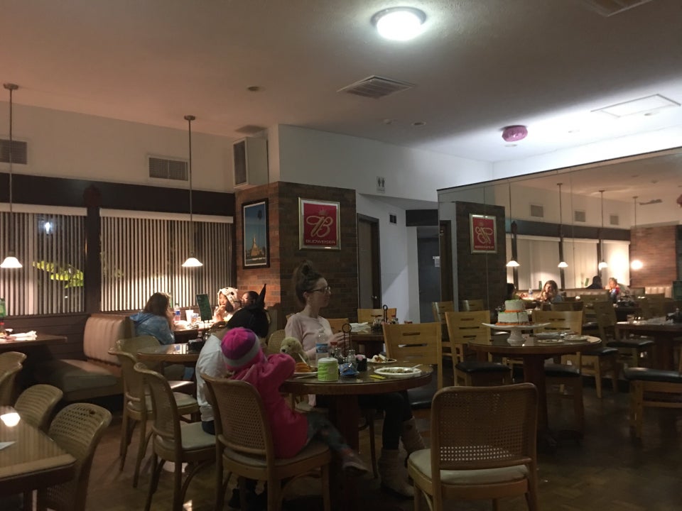 Magic Kitchen 115 N Lewis St, Springfield
