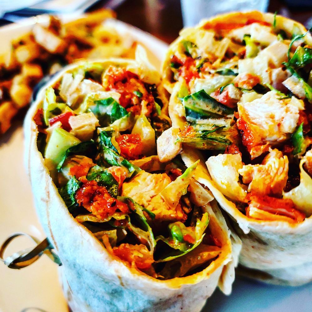 Vernon Hills, IL Restaurants Open for Takeout, Curbside Service and/or