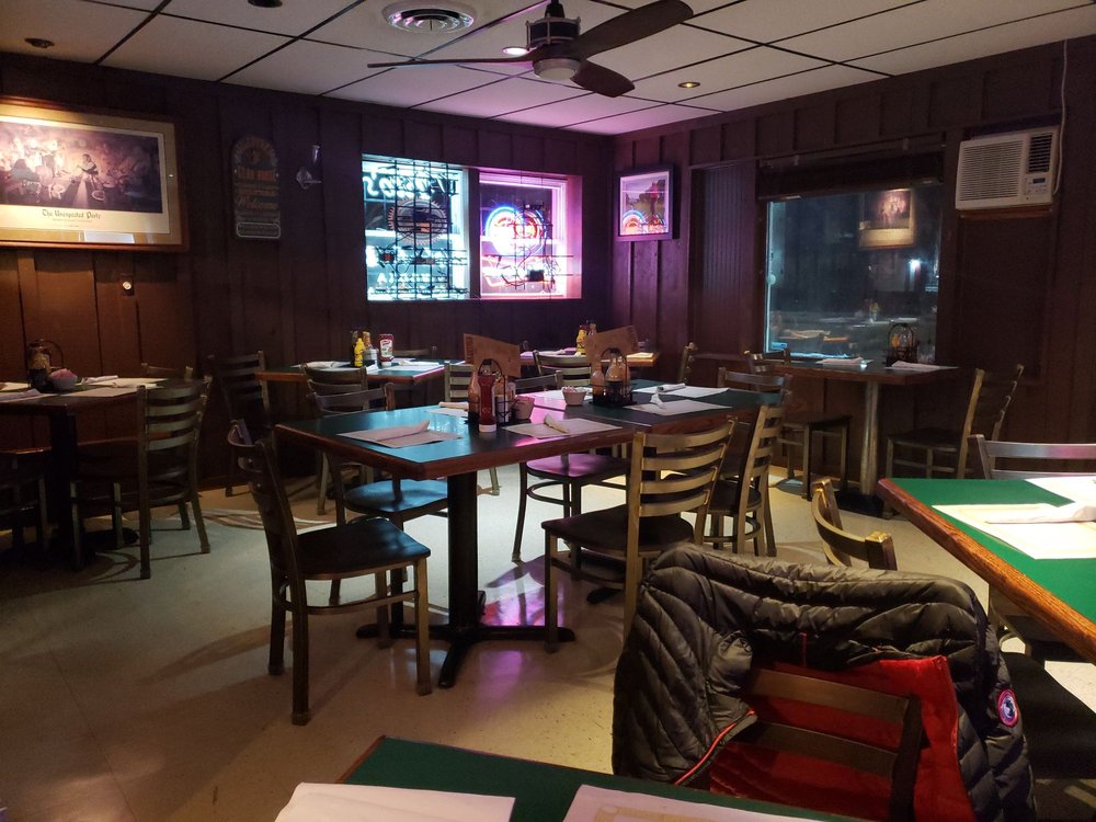 Kilcoyne Redwood Inn 342 N Milwaukee Ave, Wheeling