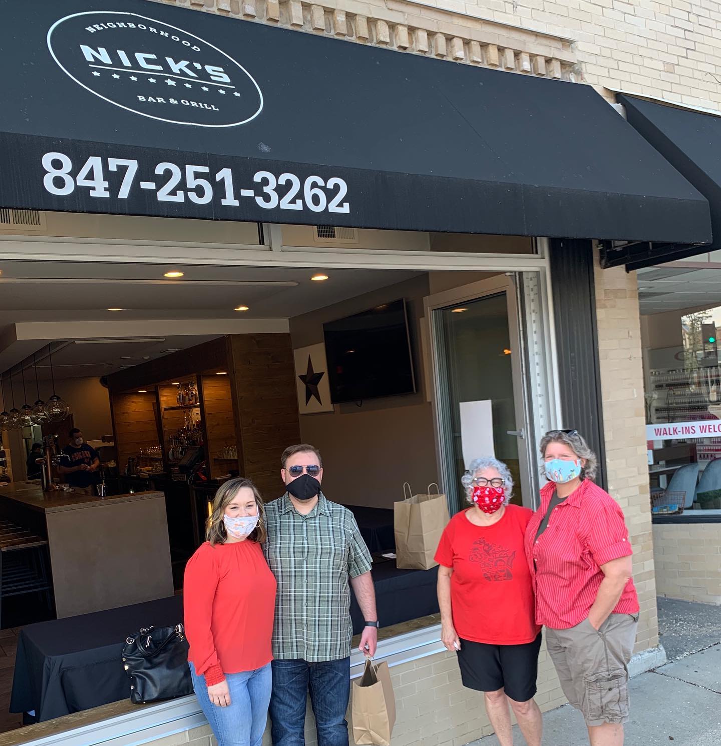 Nick's Neighborhood Bar & Grill 1168 Wilmette Ave, Wilmette