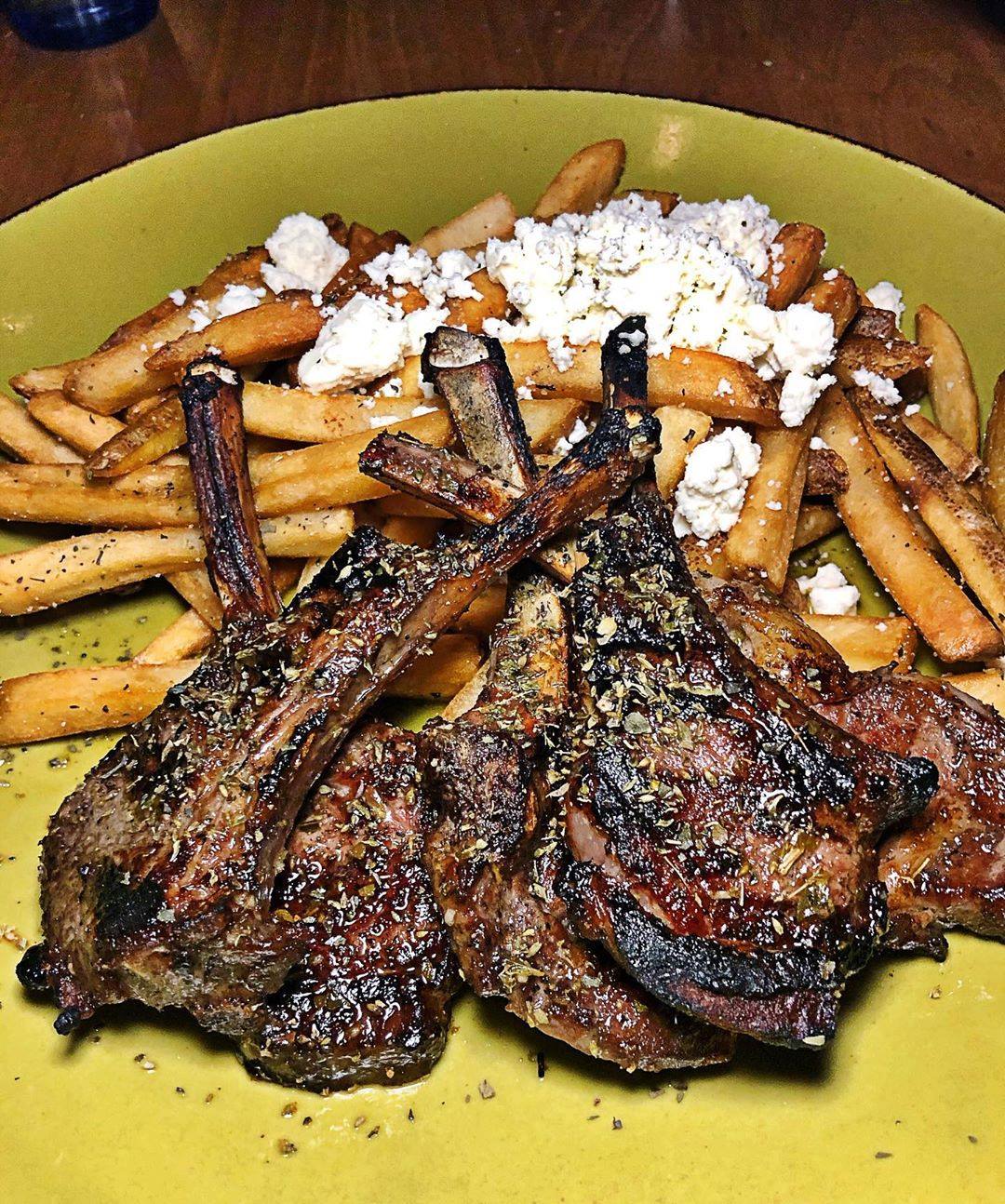 Avli Restaurant 566 Chestnut St, Winnetka