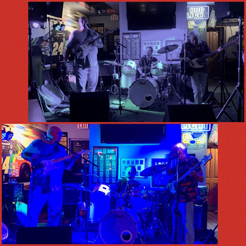 Franchise Sports Bar & Grill 601 E Edwardsville Rd, Wood River