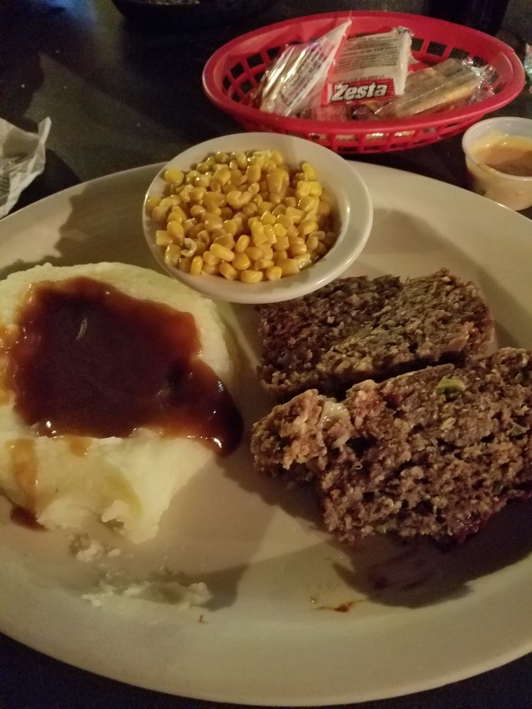 Chico's Bar & Grill 575 S 6th St, Wood River