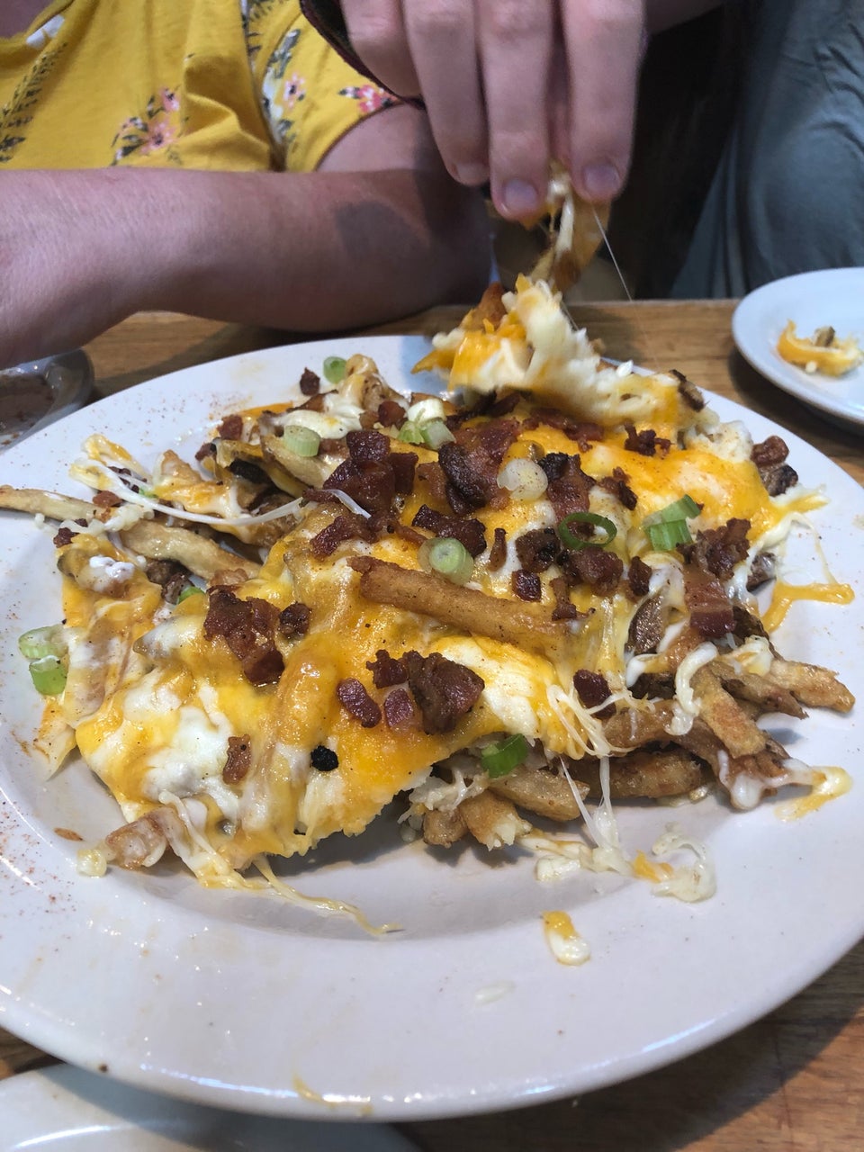 Rafferty's 1400 N Green River Rd, Evansville