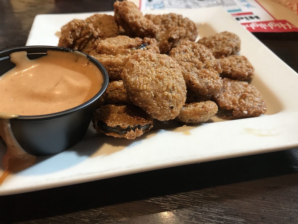 Red Robin Gourmet Burgers and Brews 6636 E Lloyd Expy, Evansville
