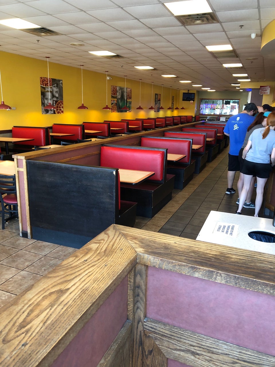 Evansville, IN Restaurants Open for Takeout, Curbside Service and/or