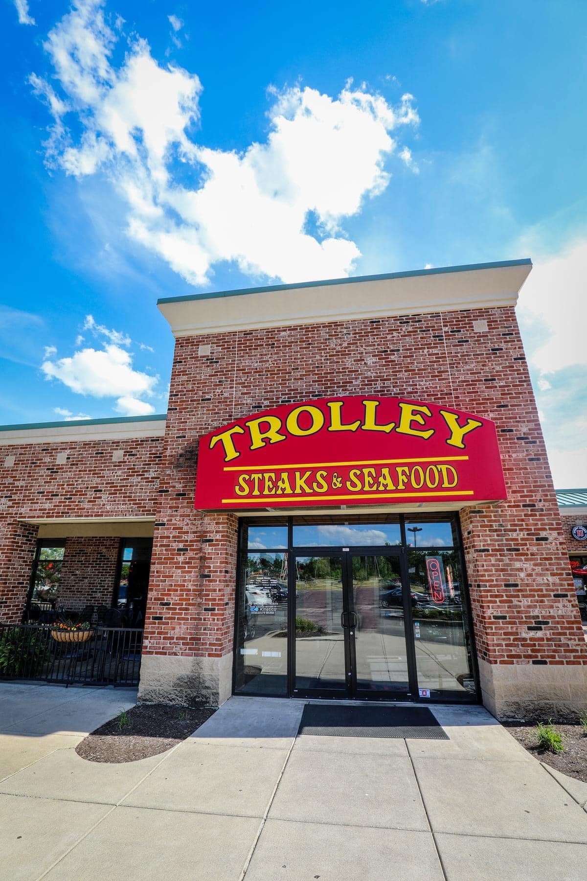 Trolley Steaks and Seafood 2898 E Dupont Rd, Fort Wayne