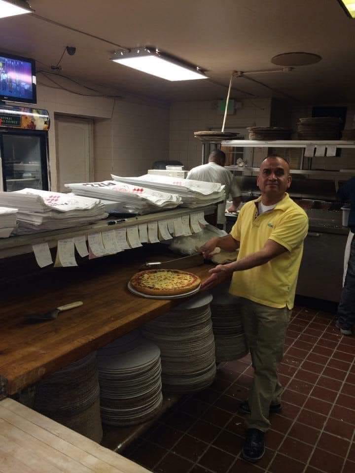 Luigi’s Pizzaria 3806 Broadway, Gary