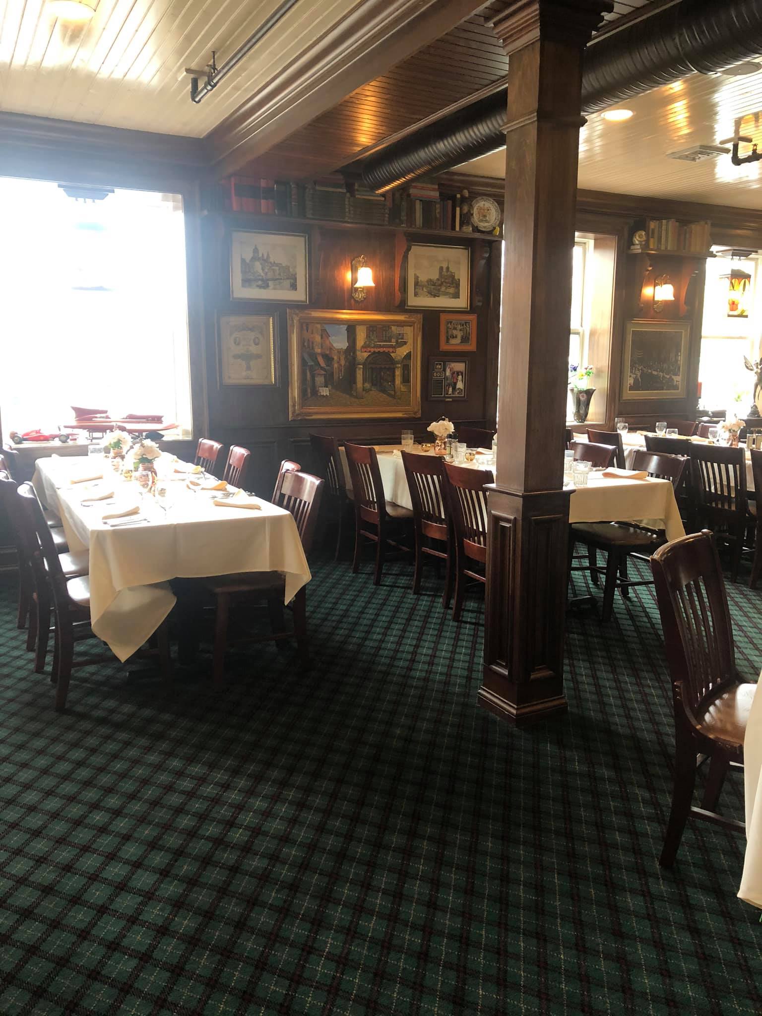 Aristocrat Pub & Restaurant 5212 N College Ave, Indianapolis