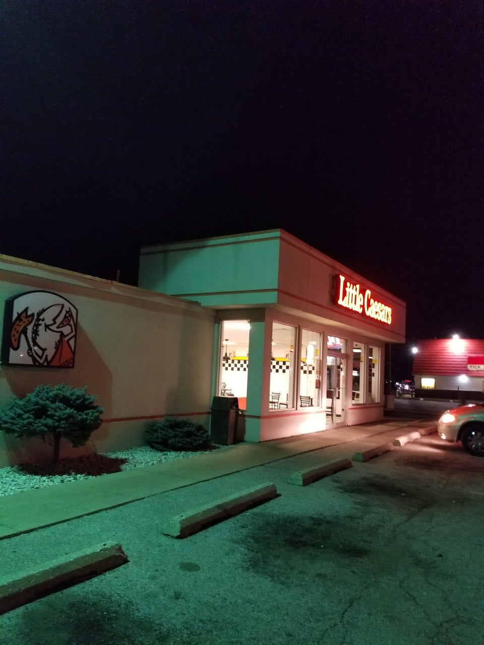Little Caesars 6841 Broadway, Merrillville